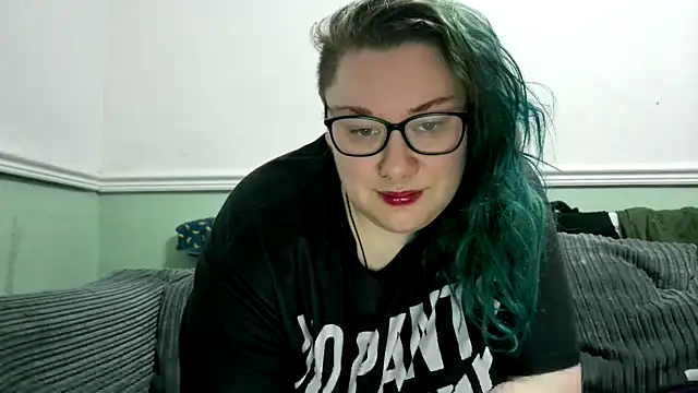 Snapshot of Bustycurves chatting on 03-20-25, 11:02 Bustycurves online show from 03-20-25, 11:02