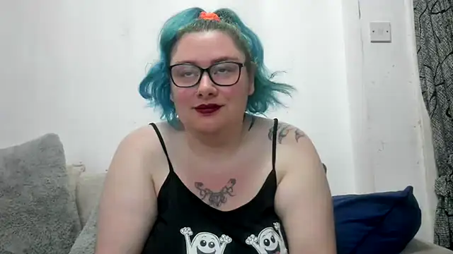 Bustycurves online show from 06-05-26, 11:10
