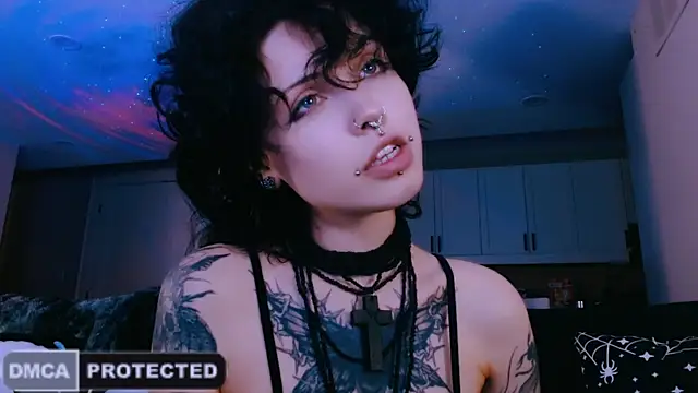 Snapshot of NaughtyLittleFox chatting on 05-13-26, 04:43 NaughtyLittleFox online show from 05-13-26, 04:43