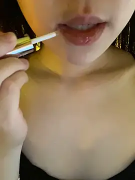 minmin2kk5 online show from 03-25-26, 01:33