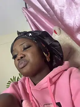 Snapshot of Queen_Arnah254 chatting on 05-29-26, 09:35 Queen Arnah254 online show from 05-29-26, 09:35