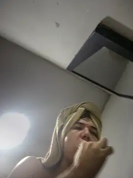 saracaball  online show from 02-26-26, 04:33