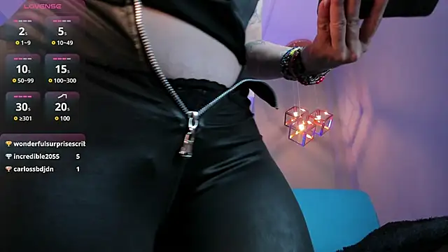 violet scott online show from 01-15-25, 12:15