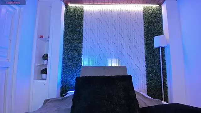 violet scott online show from 09-11-25, 10:48