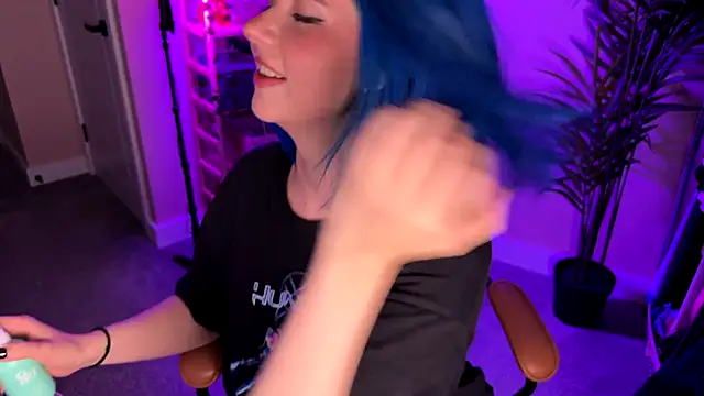  vixenp online show from 11-06-25, 06:42