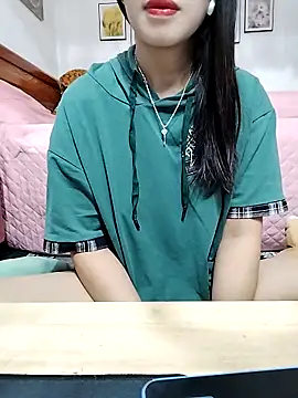 cream1299 online show from 09-24-25, 12:25