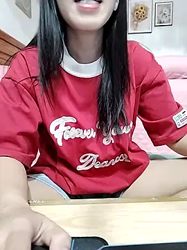 cream1299 online show from 10-13-25, 07:52