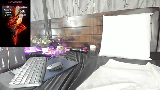 eva1saenz online show from 02-26-25, 11:59