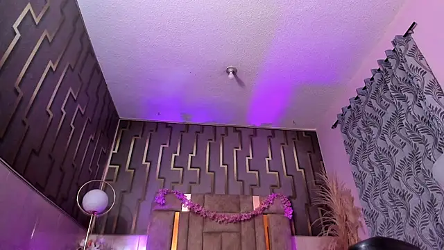 Yelena mutiz online show from 12-27-24, 04:10