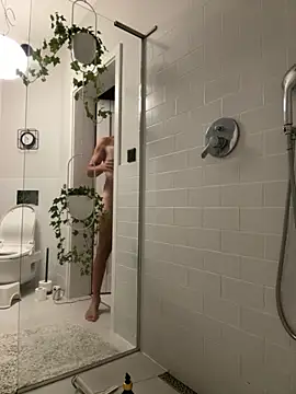 Snapshot of rafkie@xh chatting on 10-17-25, 08:33 rafkiexh online show from 10-17-25, 08:33