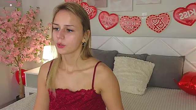 Wendy D0ll online show from 02-15-25, 09:04