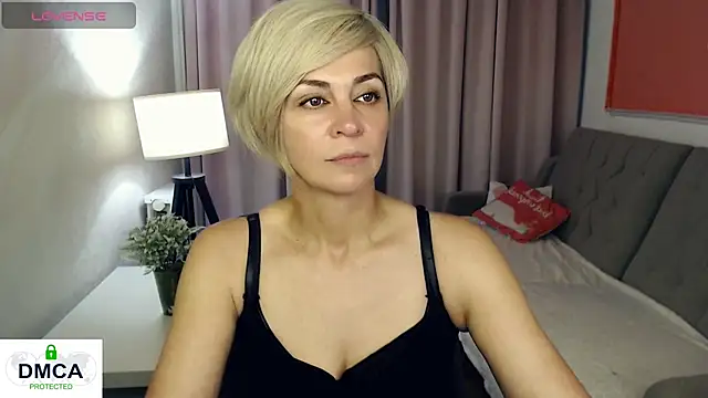 Snapshot of Blonde_lola444 chatting on 06-26-26, 05:39 Blonde lola444 online show from 06-26-26, 05:39