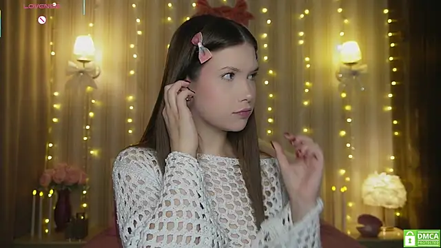 Snapshot of _Eva_Lee chatting on 12-14-25, 07:29 Eva Lee online show from 12-14-25, 07:29