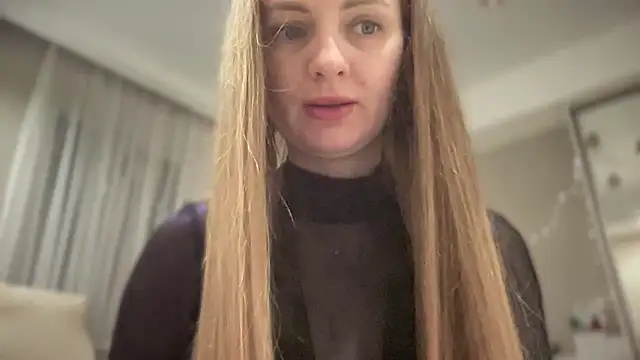 Snapshot of Viola_sweet chatting on 01-24-25, 02:39 Viola sweet online show from 01-24-25, 02:39