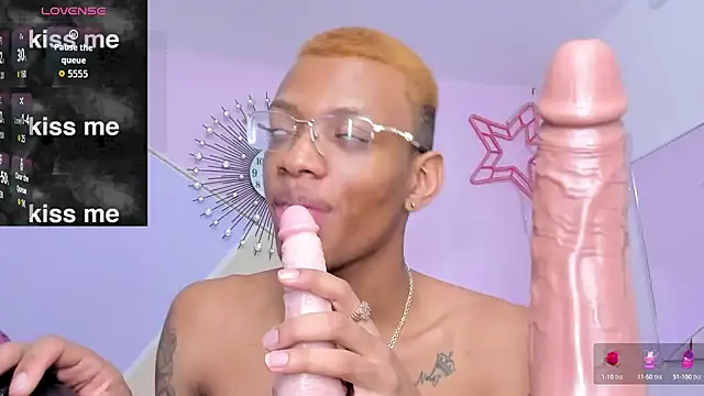 Tiffany Valentine15 online show from 09-25-25, 01:15