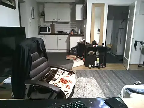 mihaimichael online show from 03-10-25, 05:33