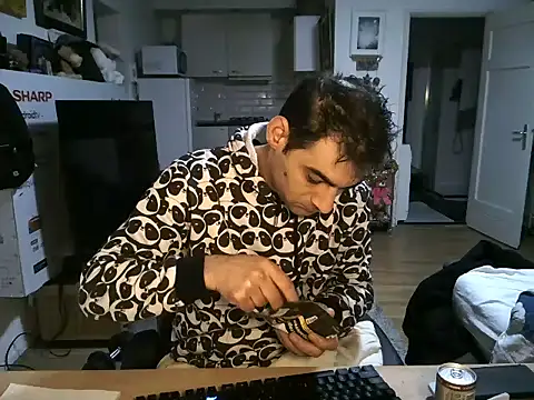 mihaimichael online show from 12-17-25, 05:02