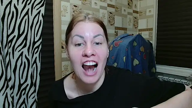 TherestlessKitty online show from 07-04-26, 10:16