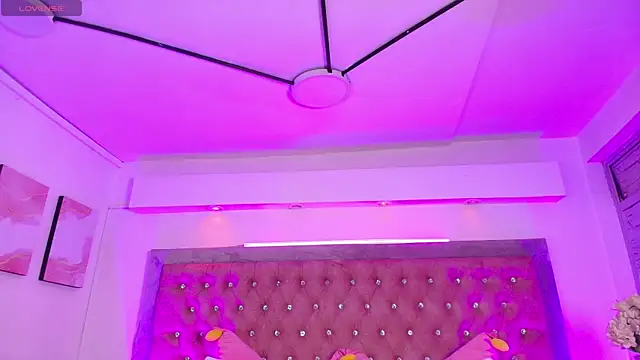 Tayzon Foxxx online show from 12-19-25, 12:34