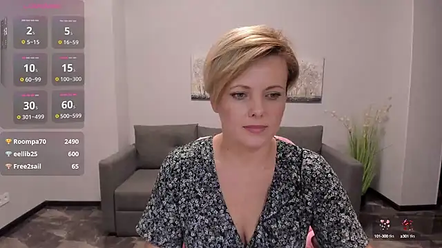 Julia Wilsone online show from 02-11-25, 04:46