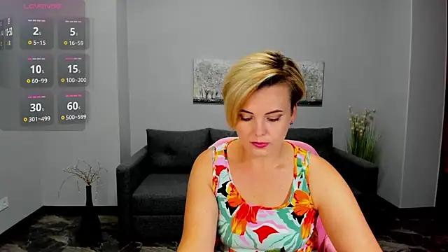 Julia Wilsone online show from 09-11-25, 11:43