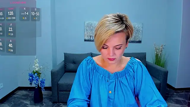 Julia Wilsone online show from 09-19-25, 06:04