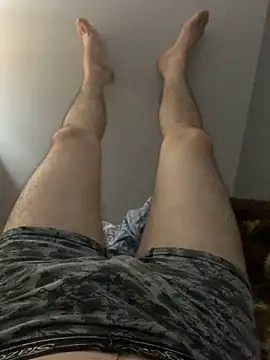 Snapshot of Erenn34 chatting on 11-23-25, 10:53 Erenn34 online show from 11-23-25, 10:53