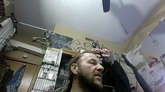 Snapshot of Pay2play1 chatting on 12-23-24, 01:03 Pay2play1 online show from 12-23-24, 01:03