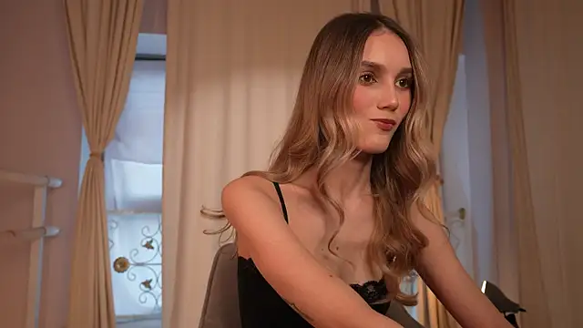 aurora nude online show from 11-14-25, 07:18