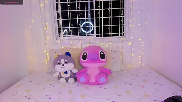 Snapshot of nicky_peyton chatting on 09-10-25, 04:12 nicky peyton online show from 09-10-25, 04:12