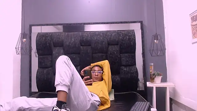 Jose Smoke online show from 03-03-25, 04:58