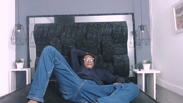 Jose Smoke online show from 03-08-25, 09:17