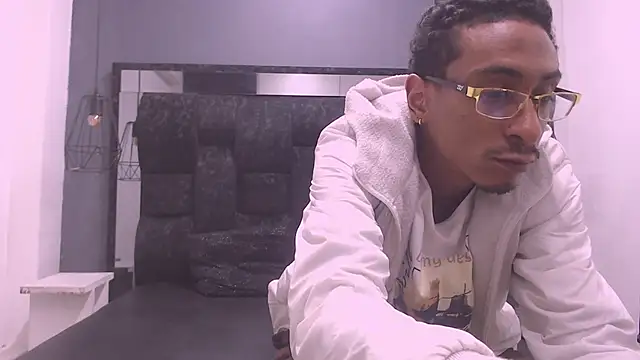 Jose Smoke online show from 11-10-25, 03:49