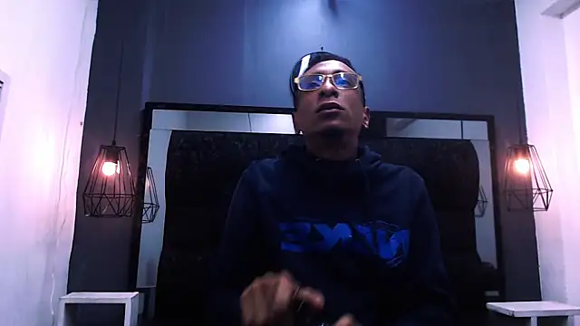 Jose Smoke online show from 11-20-25, 03:28