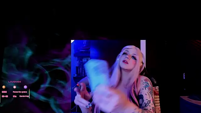 Snapshot of Irinaa_Scarlett chatting on 10-06-25, 12:52 Irinaa Scarlett online show from 10-06-25, 12:52