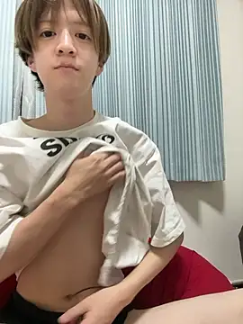 Snapshot of yuuuuma578 chatting on 11-17-25, 02:45 yuuuuma578 online show from 11-17-25, 02:45