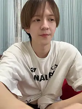 Snapshot of yuuuuma578 chatting on 11-18-25, 05:34 yuuuuma578 online show from 11-18-25, 05:34