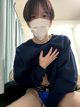 Snapshot of yuuuuma578 chatting on 12-15-25, 03:16 yuuuuma578 online show from 12-15-25, 03:16