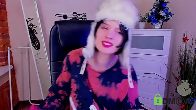 Alina Mills online show from 12-30-24, 01:36