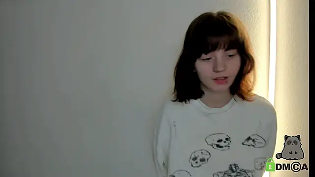 Alina Mills online show from 10-20-25, 09:32