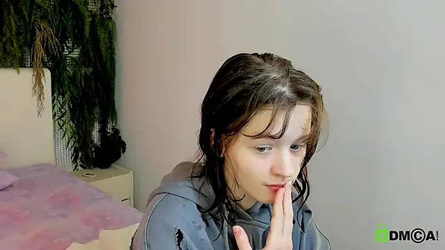 Alina Mills online show from 11-26-25, 11:00