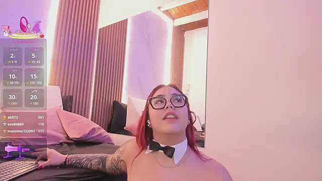 juicy led  online show from 03-07-25, 08:44