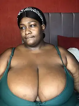 Snapshot of bustytitsxxx chatting on 12-06-24, 12:16 bustytitsxxx online show from 12-06-24, 12:16