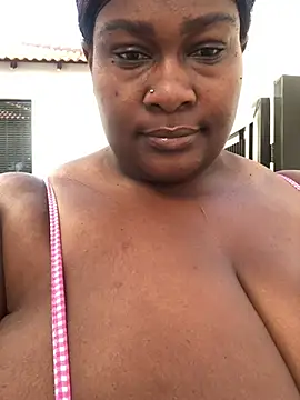 Snapshot of bustytitsxxx chatting on 12-10-24, 04:45 bustytitsxxx online show from 12-10-24, 04:45