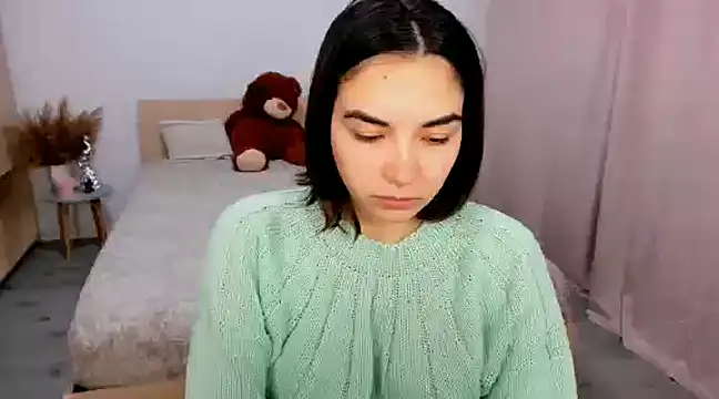 Alexa Dolly12 online show from 12-13-24, 08:51