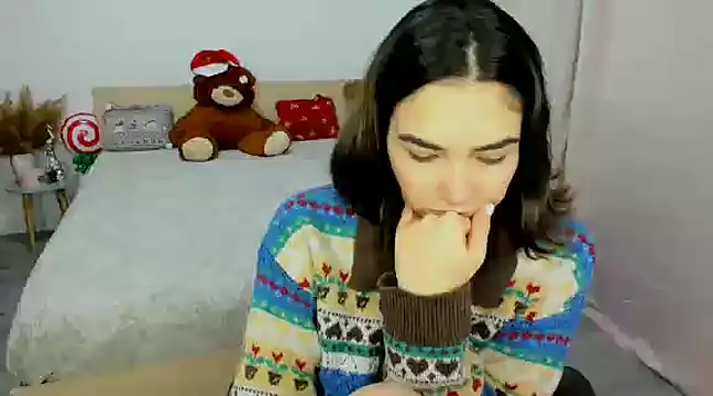 Alexa Dolly12 online show from 12-31-24, 09:31