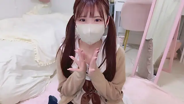 Snapshot of Sayuringo_ chatting on 12-17-24, 10:12 Sayuringo online show from 12-17-24, 10:12