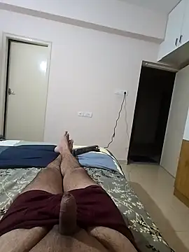 Hornie small Dick01 online show from 01-09-25, 04:17