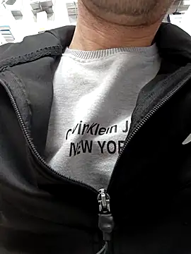 Snapshot of fatih1111 chatting on 12-26-24, 11:43 fatih1111 online show from 12-26-24, 11:43