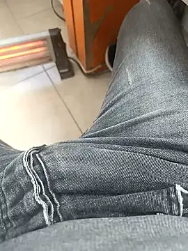 Snapshot of fatih1111 chatting on 02-23-25, 02:04 fatih1111 online show from 02-23-25, 02:04